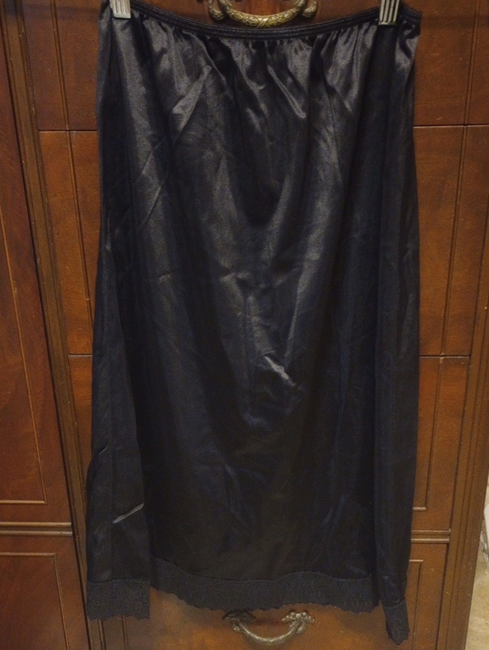 Sliperfection Medium Black Nylon & Lace Vintage Half Slip w/ Elastic Waist